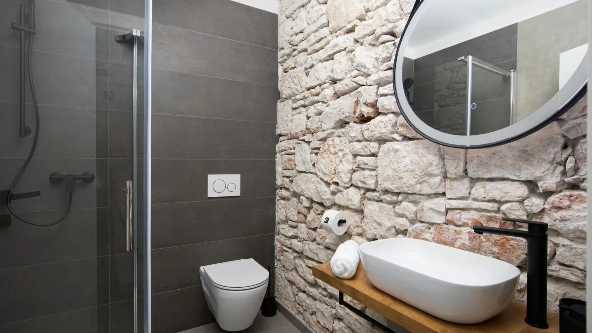 K-Apartments Pula 0*,
