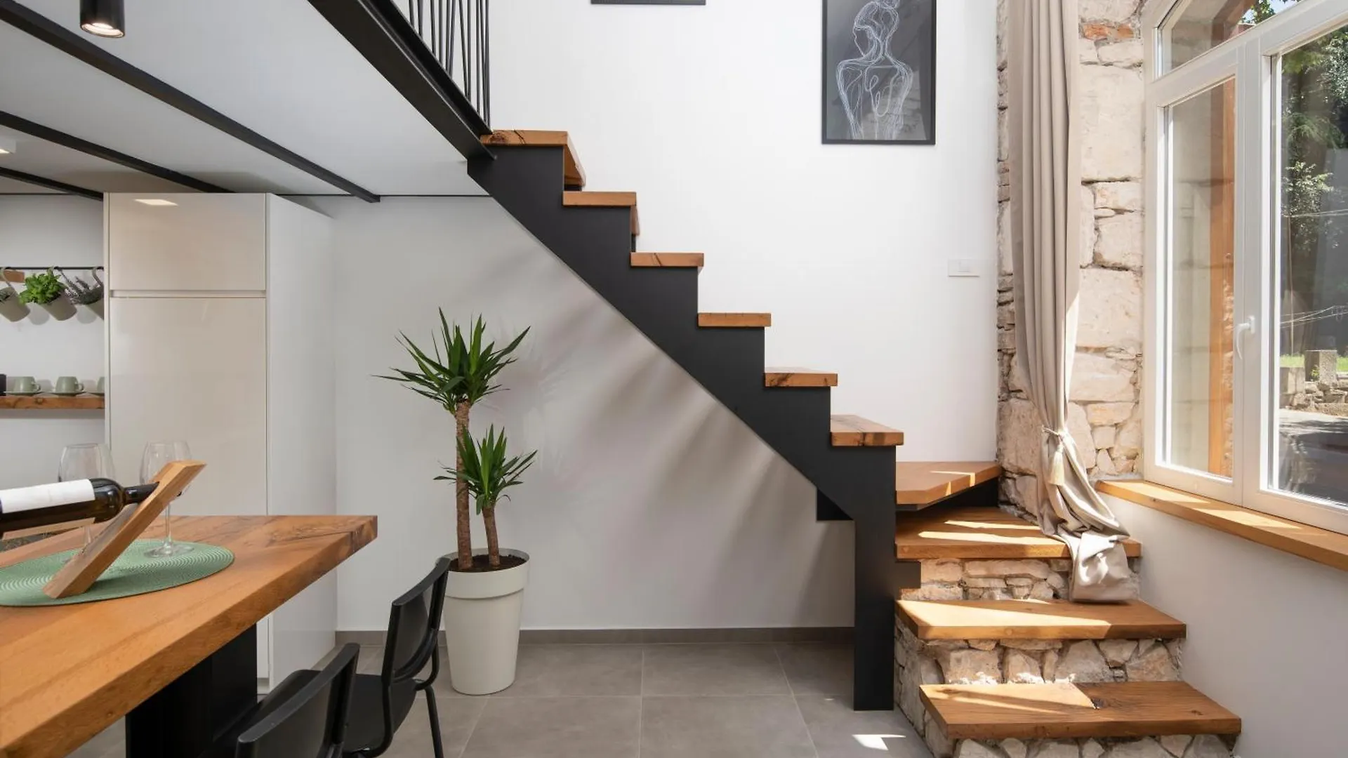 K-Apartments Pula 0*,  Croatia