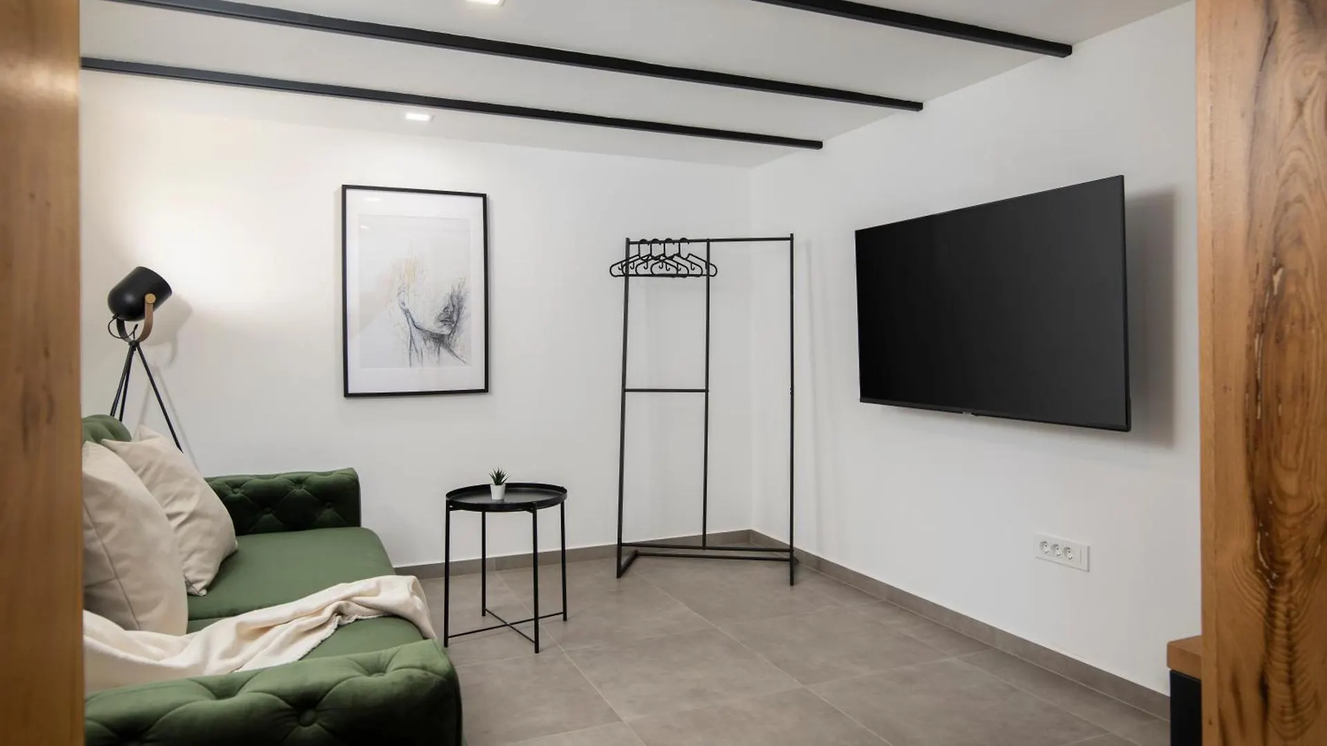 K-Apartments Pula 0*,